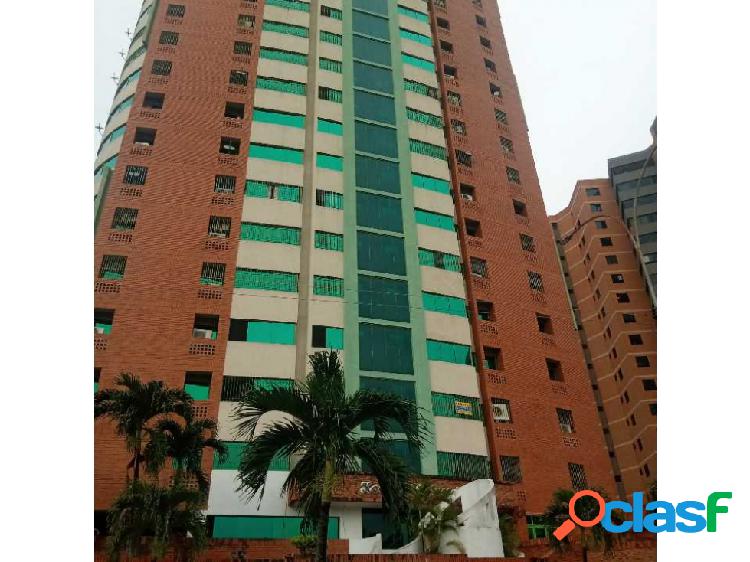 Apartamento en venta ubicado en la Urb.las Chimeneas.