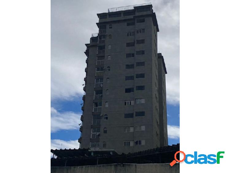 Se vende apartamento de 110mts de 3H/2B/2E, en Colinas de