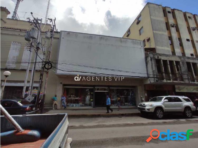 Calle Monagas, Frente a la Plaza Bolívar