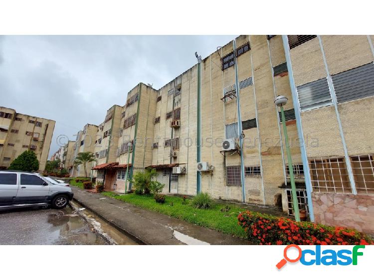 Apartamento en Venta Urb La Arboleda Barquisimeto 23-33003