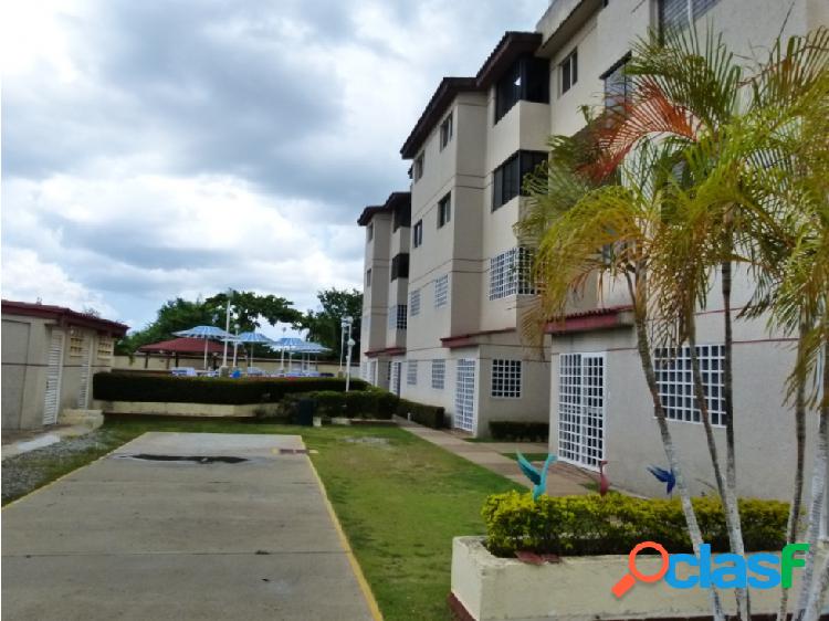 REAL VISION VENDE O ALQUILA Apartamento Higuerote (IBO