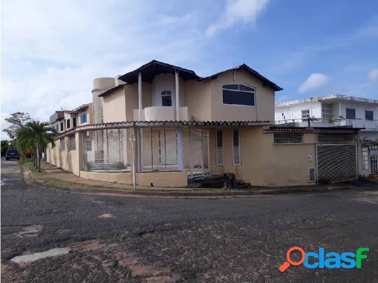 Real Vision vende Casa Terrazas del Caroni (IBO 75475)