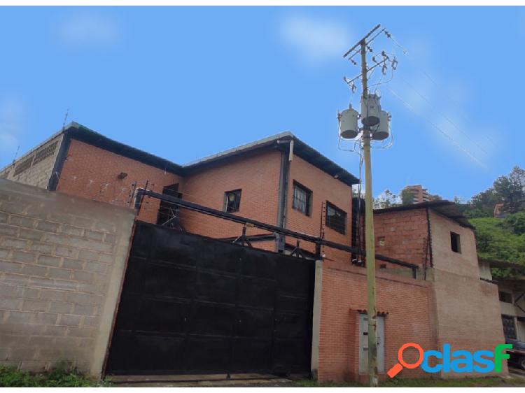 Galpón y Edificio Industrial en Venta en Baruta 1.600m2