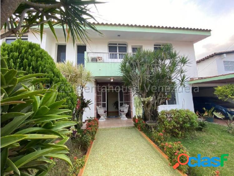 *Casa en Venta en Barquisimeto zona este Urb Santa Elena