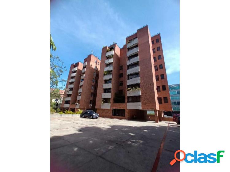 Se vende apartamento 138m2 3h/3b/2p Campo Alegre 5653