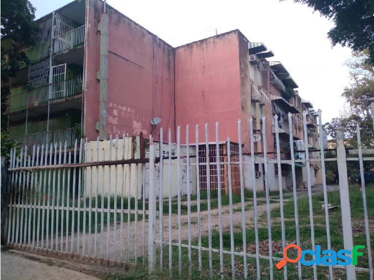 Apartamento en Venta en Caña de Azúcar sector 9, Aragua.