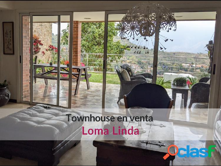 Bellísimo TH en venta en Loma Linda con terrazas, jardín y