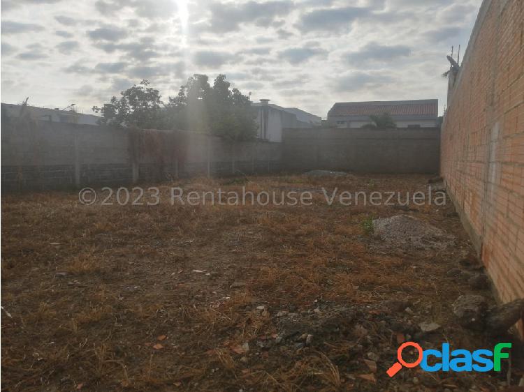 # TERRENO EN VENTA KARINA BAUTISTA