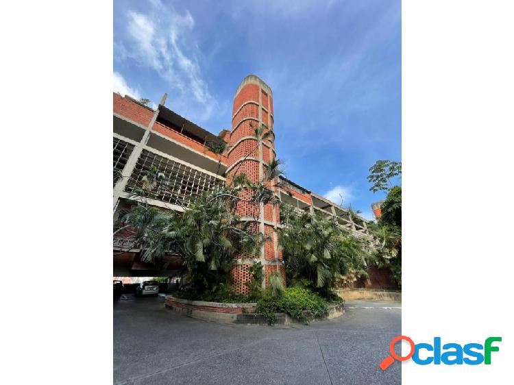 Apartamento en Colinas de Bello Monte con terraza