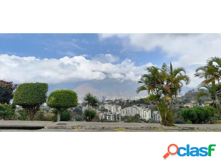 Casa con vista espectacular en la Urbanización San Luís