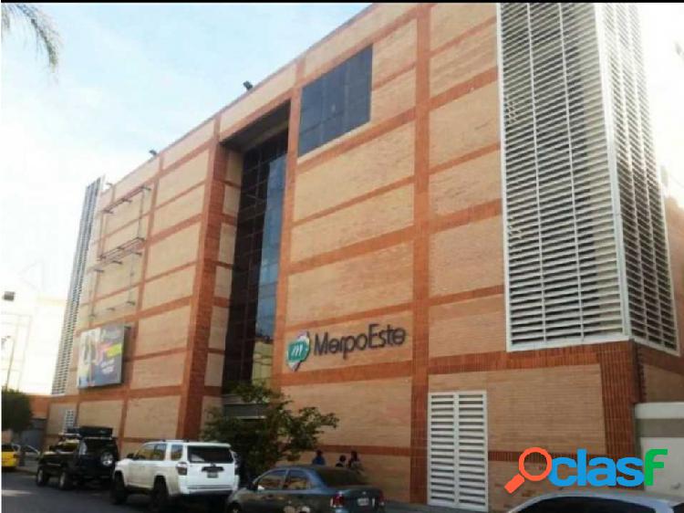 Vendo local comercial 4m2 Chacao 2085