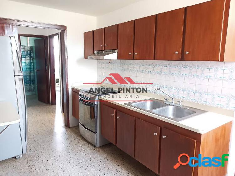 APARTAMENTO ALQUILER LA PARAGÜITA MARACAIBO API 4809