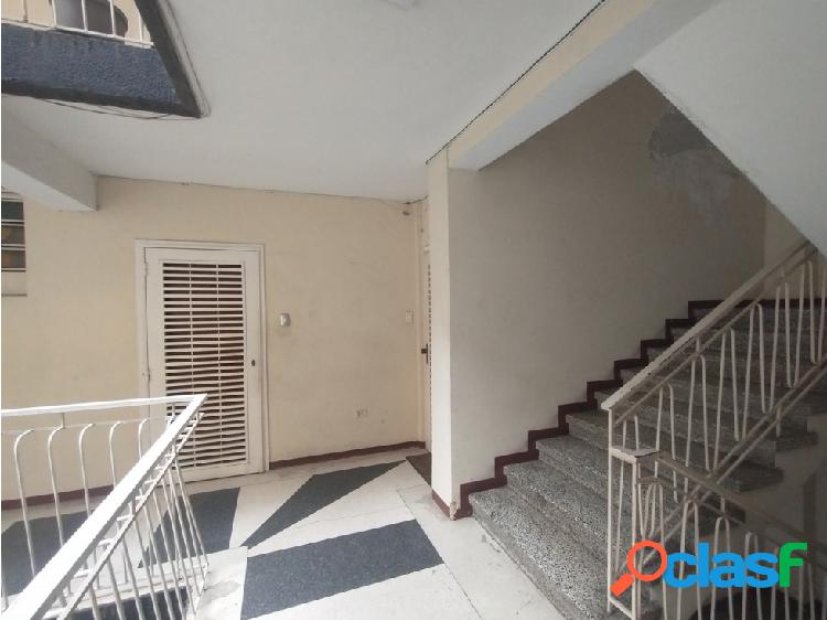 Se Vende Apartamento 51mts 2H,1B,1E Los Palos Grandes