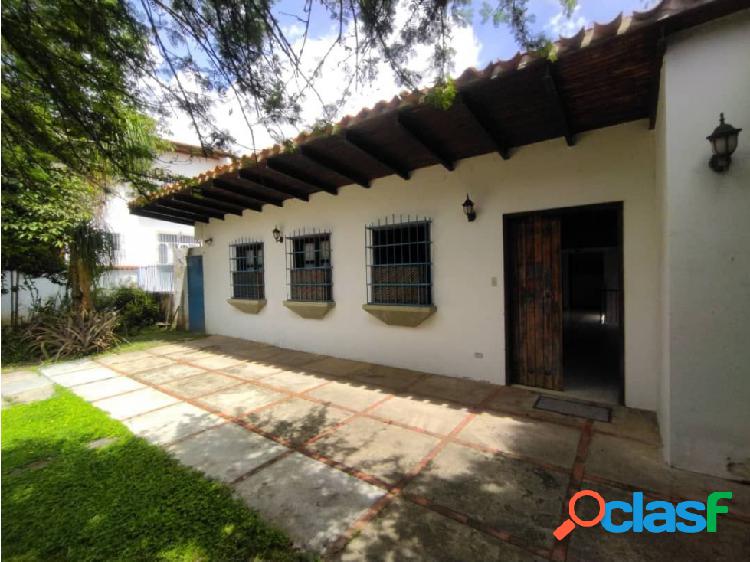 Se Vende casa 1087m2 11h/11b/6p prados del este 5128