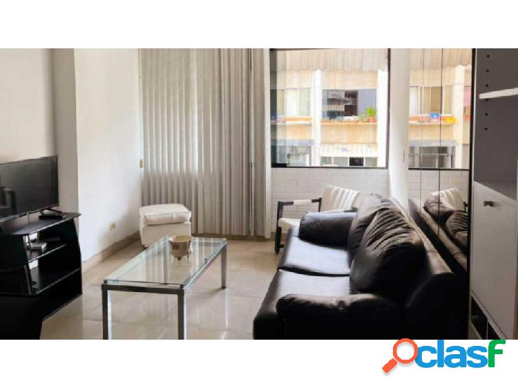 Se alquila apto 84m2 2h/1b/1p Los Palos Grandes 8041