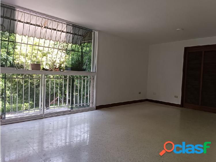 Se vende apartamento 140m2 4h/3b/1p Chuao 5743