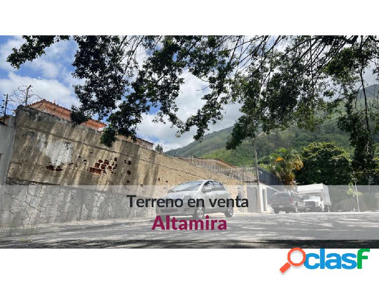 Terreno en venta en Altamira cerca de la salida a la