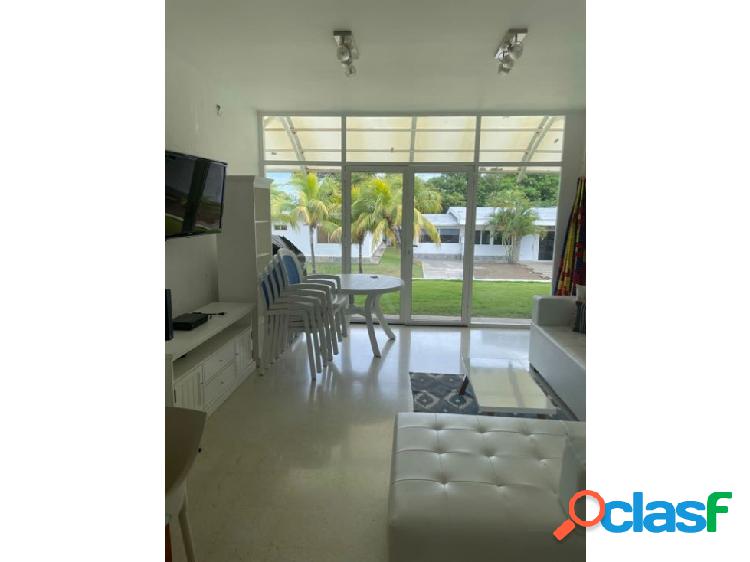 Townhouse para Venta con acción en Club Playa Azul La