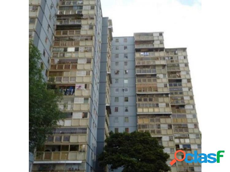 Apartamento en Venta en Las Danielas 74m2 3h/2b/1p