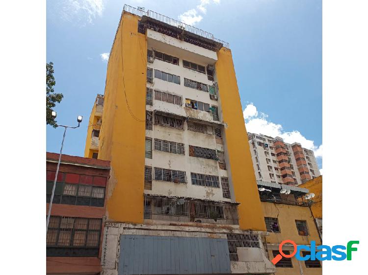 Se Vende Apartamento en Av. Lecuna, Caracas