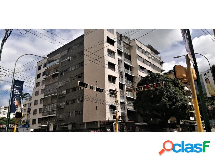 Se Vende - Apartamento Urb Los Palos Grandes RIV#23635