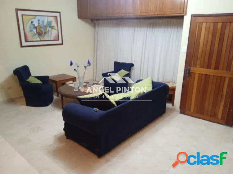 CASA EN CONJUNTO CERRADO EN VENTA EN EL PILAR MARACAIBO API