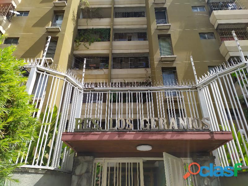 VENTA DE APARTAMENTO EN LA URBINA CALLE 3