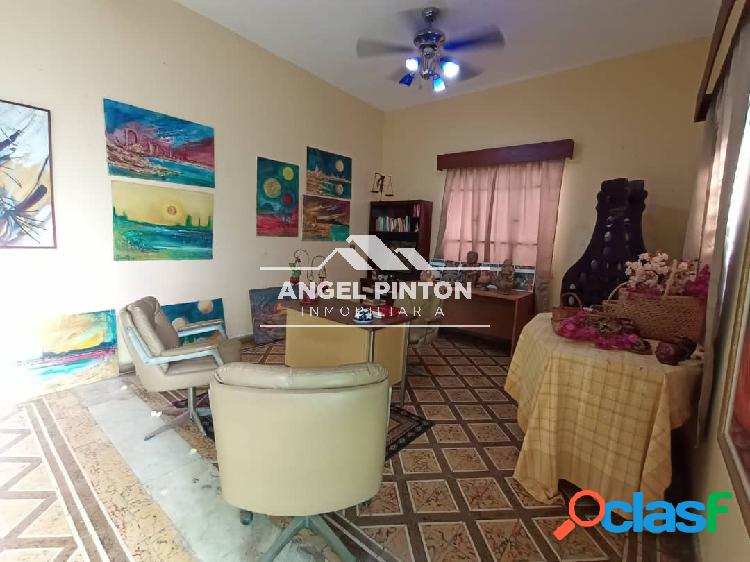 CASA COMERCIAL EN VENTA ALTOS DE VALLE FRIO MARACAIBO API