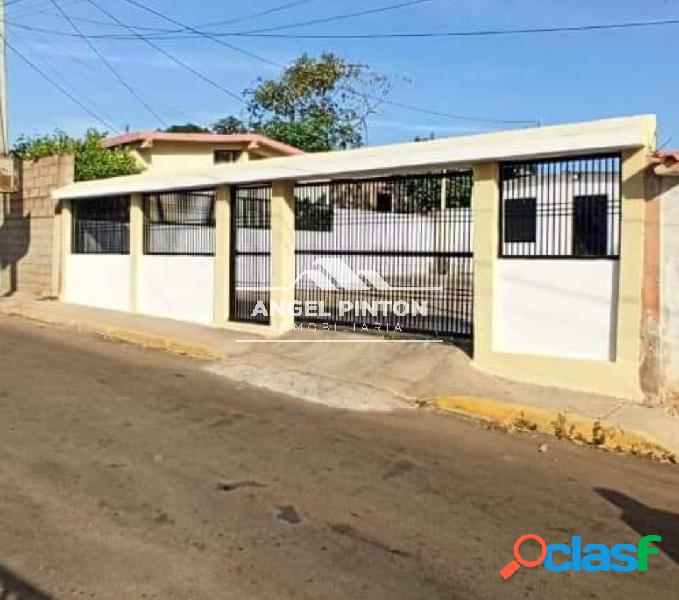 CASA CON ANEXO VENTA /ALQUILER BARRIO ANDRES ELOY BLANCO