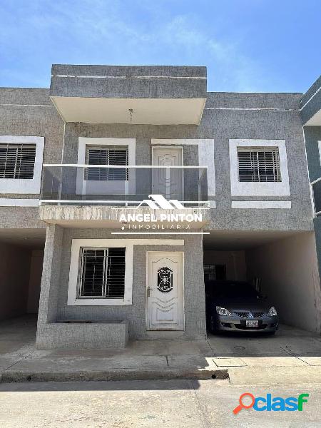 TOWNHOUSE VENTA EL MANZANILLO SAN FRANCISCO API 6589