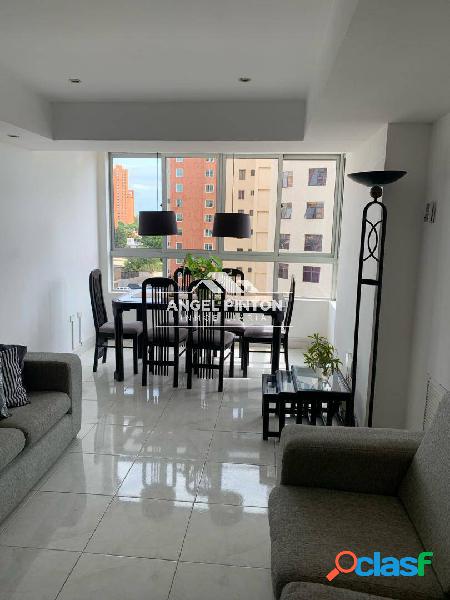 APARTAMENTO EN ALQUILER EDIFICIO CABANA AV EL MILAGRO