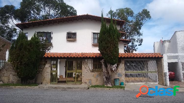 Casa En Venta En La Urbanización Los Naranjos, Avenida Sur