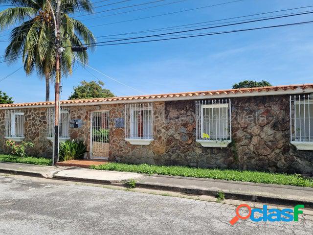 Casa en Venta en Urb. Corinsa-Cod. 24-4418-José Viloria.