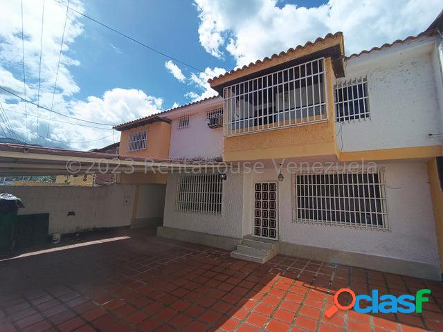 Casa en Venta en Urb. El Castaño-Cod. 24-1490-José Viloria