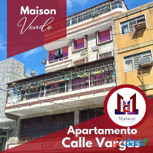 VENDO APARTAMENTO CENTRO DE MARACAY