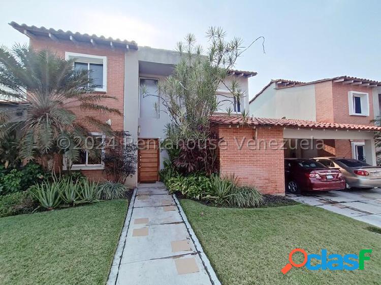 Casa en venta con excelente decoracion y distribucion