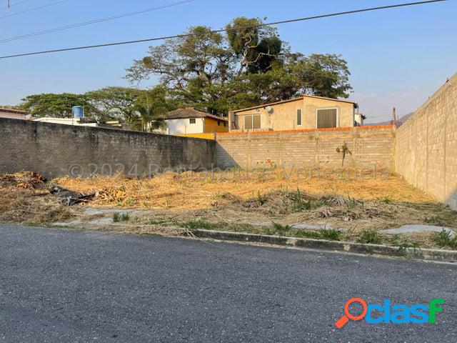 24-22053 RAH Terreno en Venta Urb Chalet Country San Diego