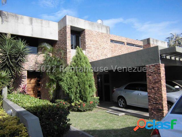 24-4508 Townhouse en Venta Urb La Granja Naguanagua