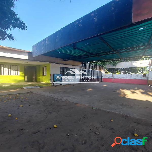 CASA CON LOCAL COMERCIAL EN VENTA GALLO VERDE MARACAIBO API