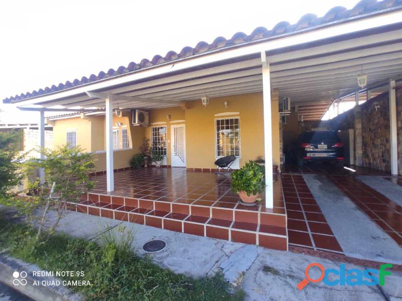 Espectacular casa en venta en Ciudad Alianza, Guacara. C138