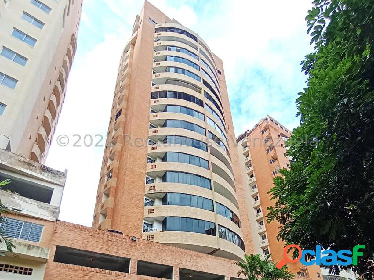 Penthouse en venta con exelentes acabados ubicado en el