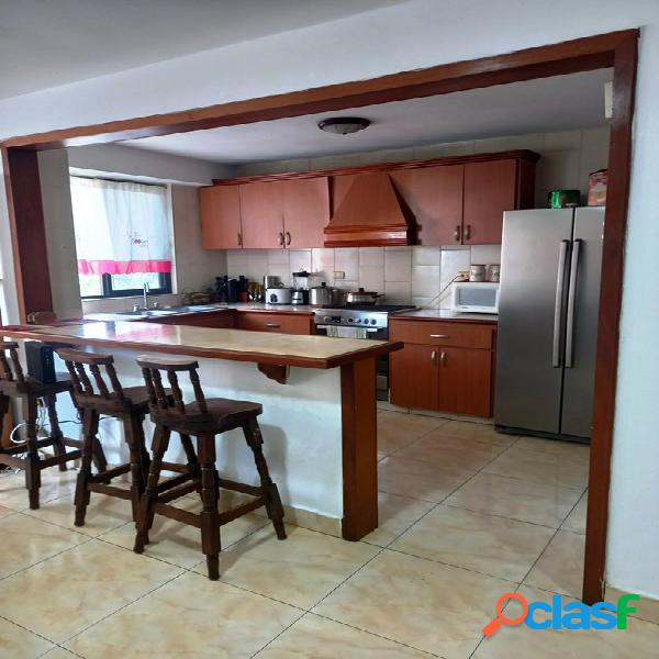 SAMIR TROSEL VENDE APARTAMENTO EN URBANIZACION LOS MANGOS