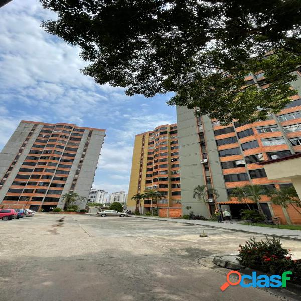 SAMIR TROSEL VENDE APARTAMENTO URBANIZACION LA GRANJA