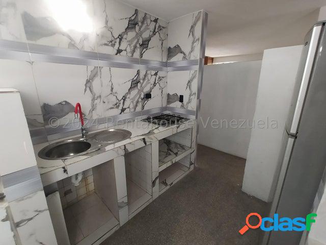 Apartamento en venta urb las acacias maracay 24-26832