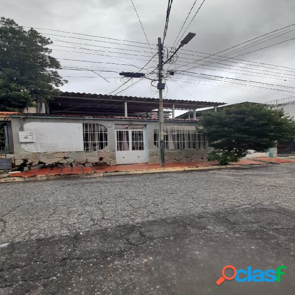 SAMIR TROSEL VENDE CASA EN URBANIZACION VALLE VERDE SAN