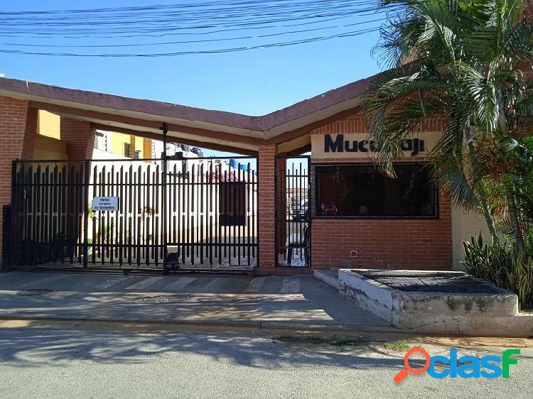 SAMIR TROSEL VENDE TOWN HOUSE EN RESIDENCIAS MUCUBAJI SECTOR