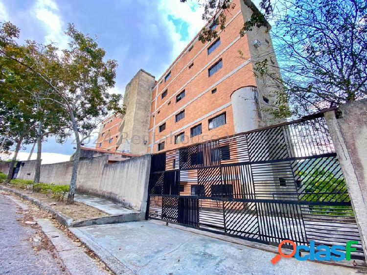 Espacioso apartamento duplex en Lomas Park