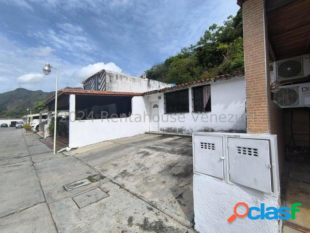 24-27969 Casa en Venta oportunidad remodelar La Esmeralda