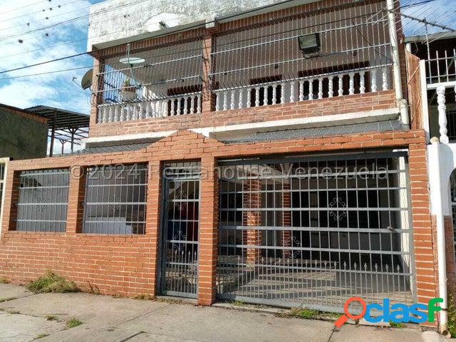 24-16697 Casa en Venta en Lomas del Funval