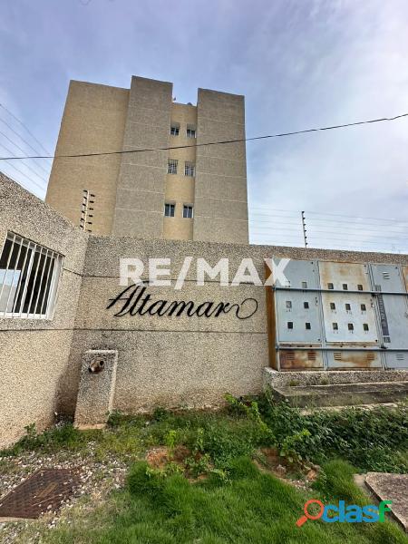 Apartamento En Venta. Edif. Altamar. Remax Millenium